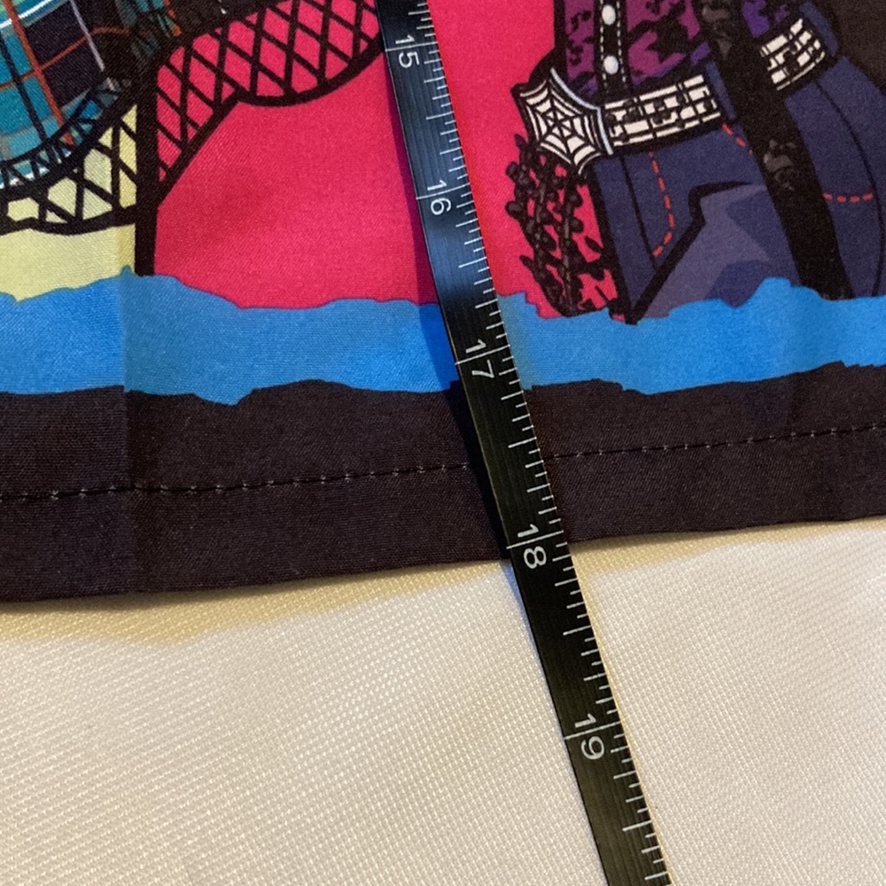 Monster High 3 pc curtain set . Tried to measure in pictures - Picture 13 of 13